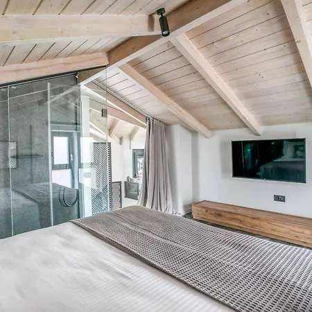 Earth Villa *